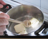 Foto del paso 1 de la receta: Lionesas de nata y trufa