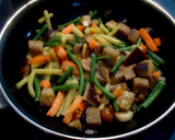Foto del paso 2 de la receta: Salteado de verduras con garbanzos
