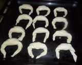 Foto del paso 7 de la receta: Medialunas rellenas
