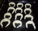 Foto del paso 7 de la receta: Medialunas rellenas