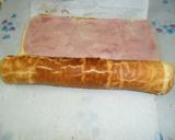 Foto del paso 3 de la receta: Arrollado de pionono con roquefort y jamón