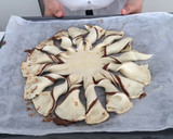 Foto del paso 3 de la receta: Flor de hojaldre de Nocilla