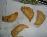 Foto del paso 7 de la receta: Mini empanadas de choclo