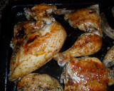 Foto del paso 3 de la receta: Pollo al caramelo y batatas al horno