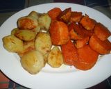 Foto del paso 4 de la receta: Pollo al caramelo y batatas al horno