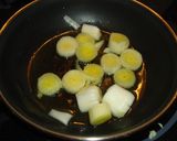 Foto del paso 2 de la receta: Tortilla de col y puerro