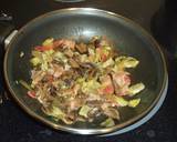 Foto del paso 3 de la receta Tortilla de alcachofas y champiñones
