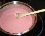Foto del paso 4 de la receta: Mousse de fresones y galletas