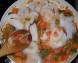Foto del paso 3 de la receta: Garbanzos con acelgas y calamar