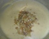 Foto del paso 3 de la receta: Tostadas con huevos fritos y salsa bechamel de setas