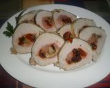 Foto del paso 6 de la receta: Lomo de cerdo relleno de jamón, tomatitos secos y champiñones