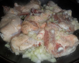 Foto del paso 1 de la receta: Pollo en salsa de cava