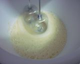 Foto del paso 3 de la receta: Torta rellena y decorada con crema moka