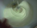 Foto del paso 4 de la receta Torta rellena y decorada con crema moka