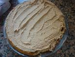 Foto del paso 8 de la receta Torta rellena y decorada con crema moka