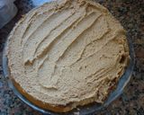 Foto del paso 8 de la receta: Torta rellena y decorada con crema moka