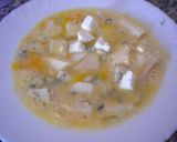 Foto del paso 1 de la receta: Tortilla 5 quesos