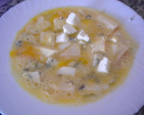 Foto del paso 1 de la receta: Tortilla 5 quesos