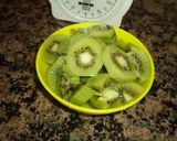 Foto del paso 1 de la receta: Sorbete de kiwi con yogurt