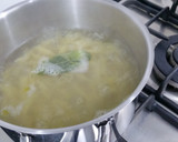 Foto del paso 2 de la receta: Macarrones sin gluten con cilantro y feta