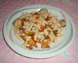 Foto del paso 3 de la receta: Ensalada de alubias, langostinos y pulpo