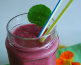 Foto del paso 2 de la receta: Batido de frutos rojos, pomelo y leche en polvo