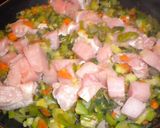 Foto del paso 2 de la receta: Pisto con pechuga de pollo