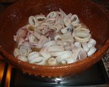 Foto del paso 2 de la receta: Calamares en su tinta (Alicante)