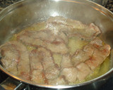 Foto del paso 1 de la receta: Escalopas de ternera en salsa al vino tinto