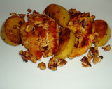 Foto del paso 3 de la receta: Pechugas de pollo a la plancha con manzanas y nueces