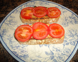 Foto del paso 1 de la receta: Tostadas con atún y pimiento asado