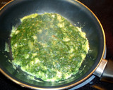 Foto del paso 5 de la receta: Tortilla de acelgas y puerro