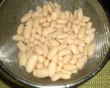 Foto del paso 1 de la receta: Ensalada de alubias y anguriñas