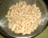 Foto del paso 1 de la receta: Ensalada de alubias y anguriñas
