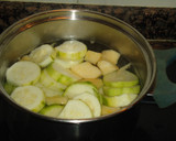 Foto del paso 1 de la receta: Crema fria de calabacín y manzana