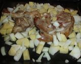 Foto del paso 4 de la receta: Paletilla de cordero al horno con guarnición