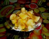 Foto del paso 2 de la receta: Copa de plátano, piña y nata con praliné de almendras