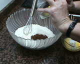 Foto del paso 1 de la receta: Buñuelos de manzana al cacao