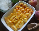 Foto del paso 1 de la receta: Albaricoques y melocotones gratinados con salsa de lima y limón