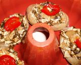 Foto del paso 3 de la receta: Boniatos o patatas rellenas de judías italianas con espinacas en microondas
