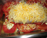 Foto del paso 3 de la receta: Cola de pescadilla con tomate y queso al horno