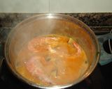 Foto del paso 4 de la receta: Sepia y gambas con patatas y champiñones