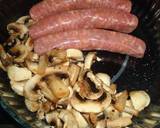 Foto del paso 2 de la receta Butifarras al horno con champiñones y patatas
