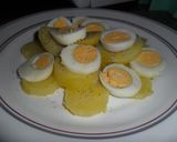 Foto del paso 4 de la receta: Ensalada escalonada de patatas y huevos