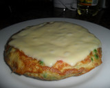 Foto del paso 7 de la receta: Tortilla de guisantes con taquitos de jamón serrano