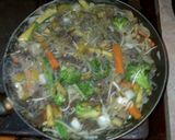 Foto del paso 3 de la receta: Fideos de harina de arroz con verduras