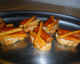 Foto del paso 8 de la receta: Tostadas con chistorra, patatas y queso