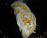 Foto del paso 3 de la receta: Omelette blanco con queso y tomatitos secos