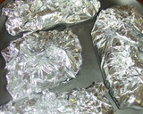Foto del paso 3 de la receta: Pechugas de pavo rellenas de queso azul en papillote