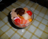 Foto del paso 4 de la receta: Copa de helado con frutas